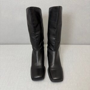 Naturalizer Black Soft Leather Boots 8M Square Toe Sleek Minimalist Classic